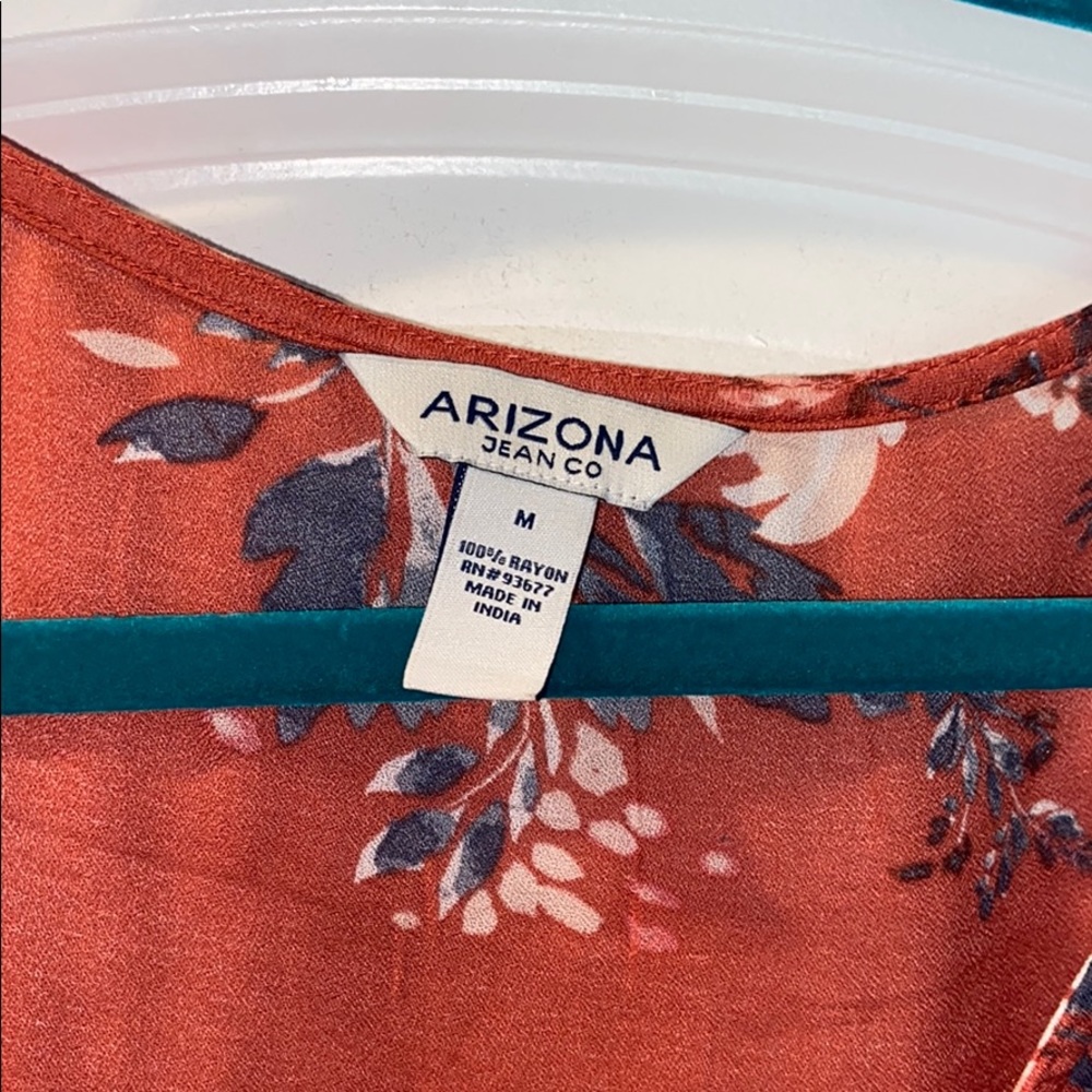 flowy patterned long sleeve - Picture 3 of 6